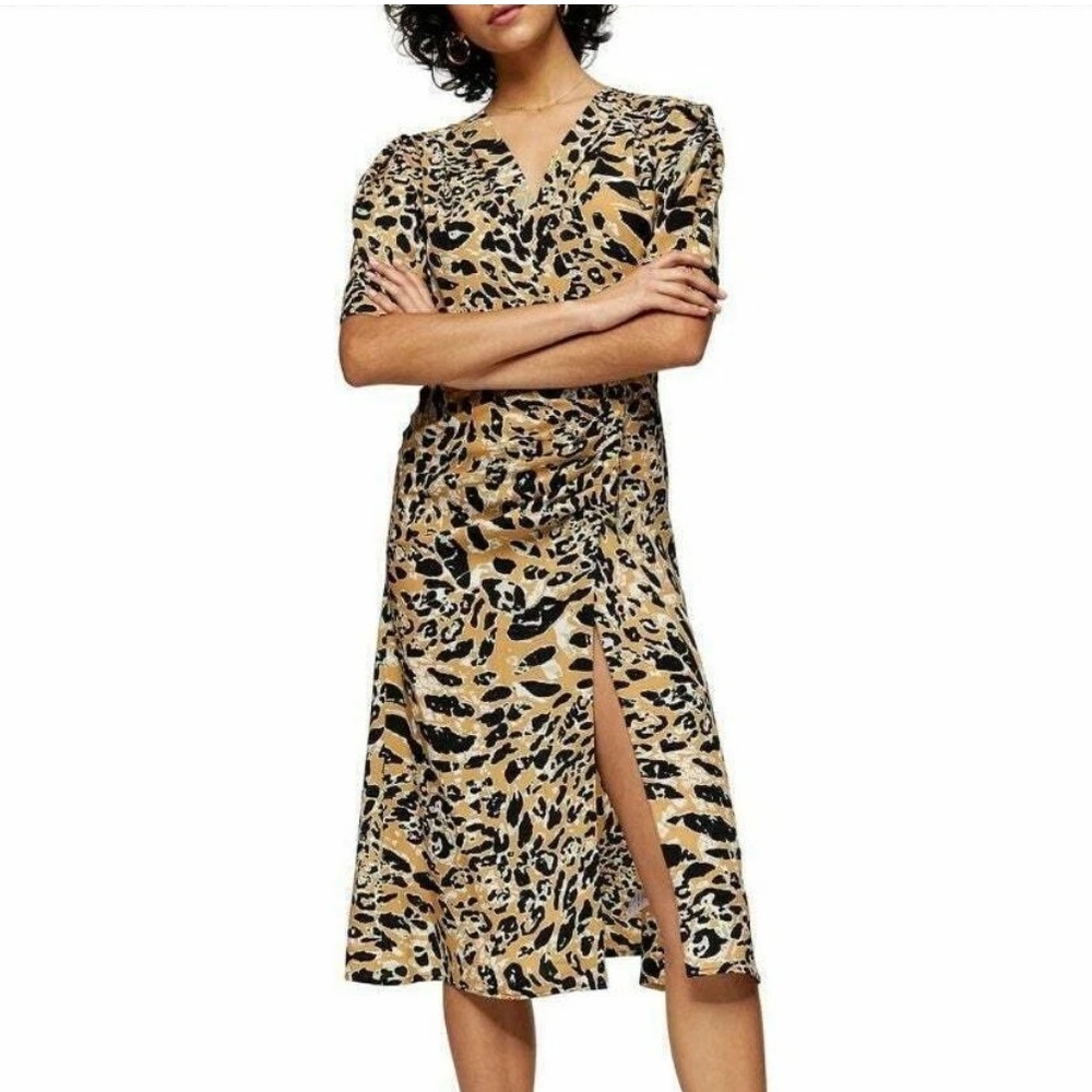 Like New! Topshop leopard print short sleeve midi mock wrap dress size 4